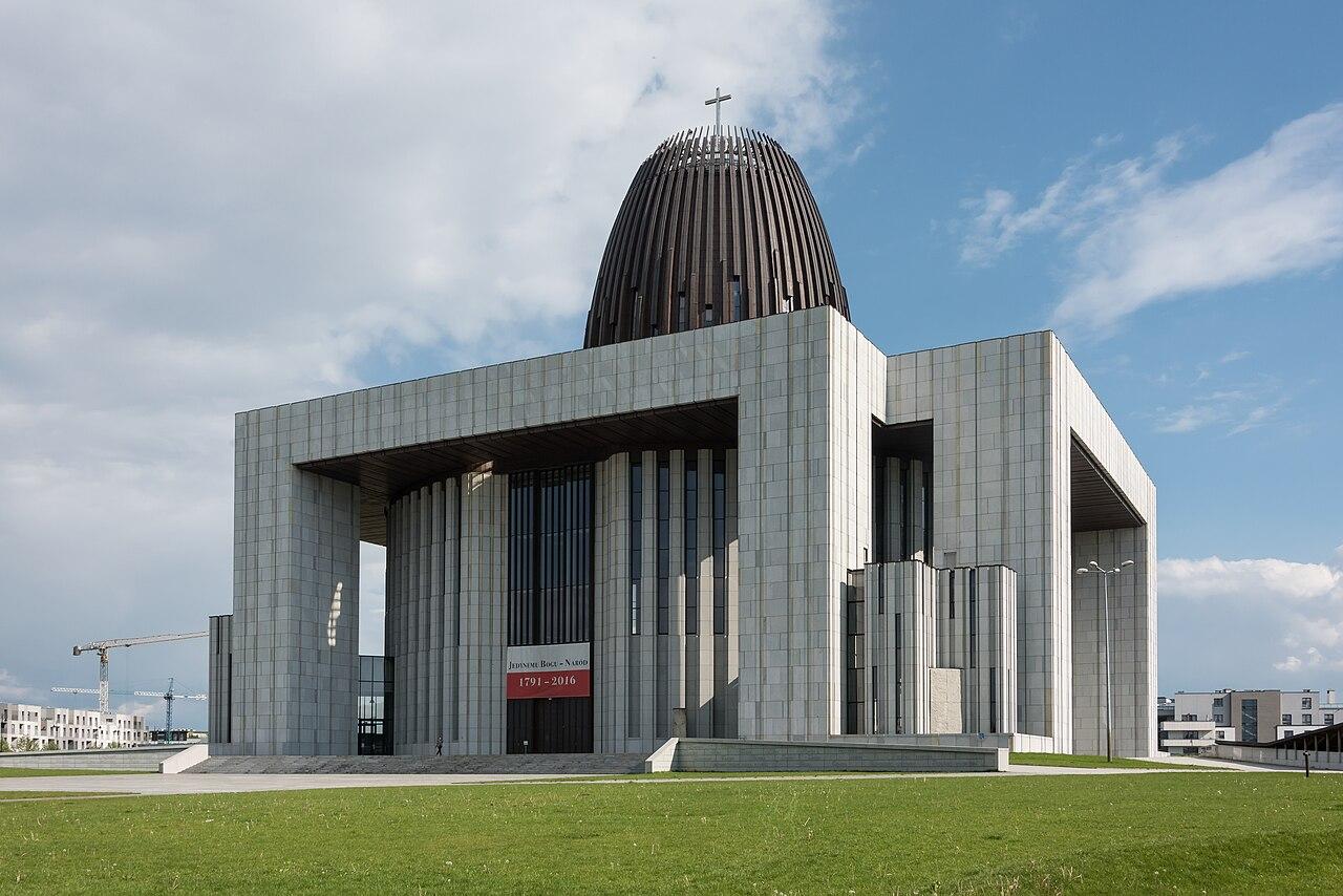 63 dni, tyle ile trwało Powstanie: muzeum w Wilanowie szuka wolontariuszy do szukania losów kapelanów